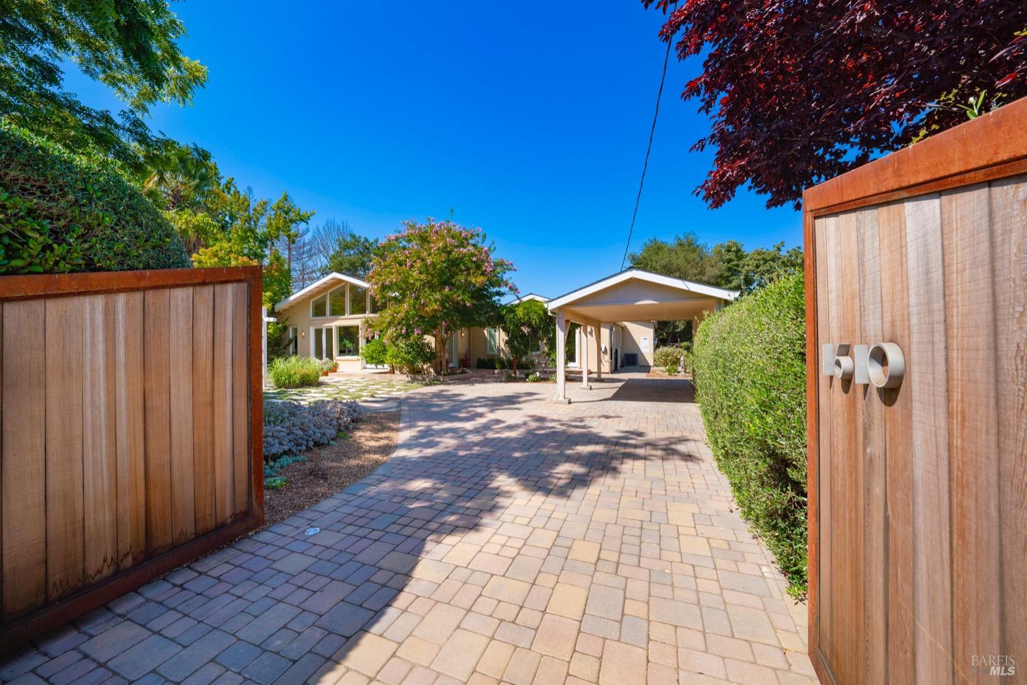 1610 Sulphur Springs Avenue