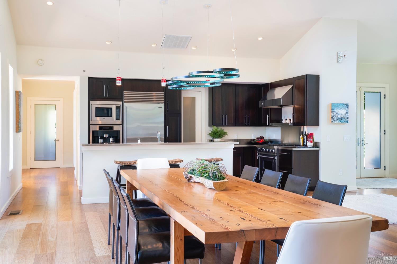 1610 Sulphur Springs Avenue