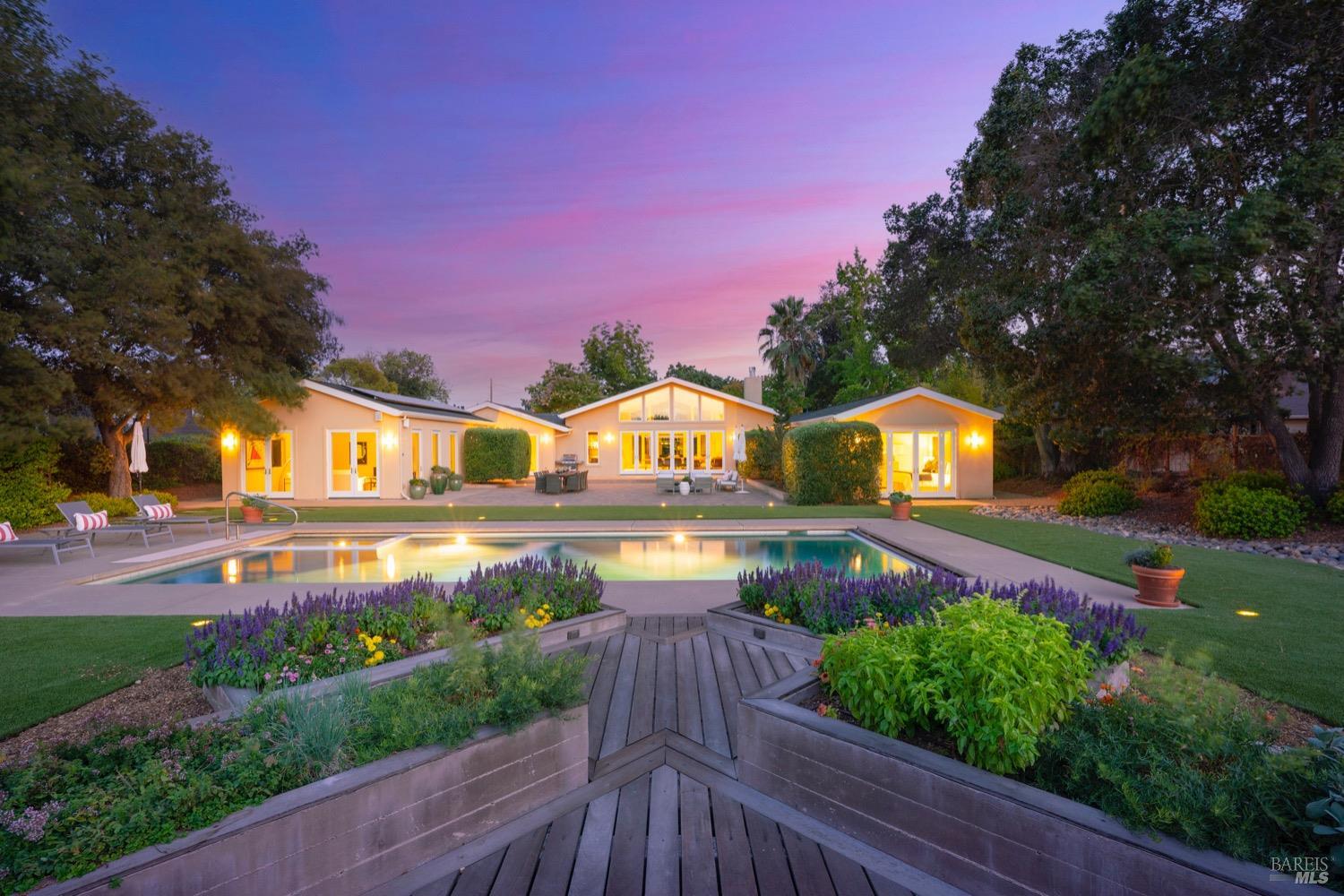 1610 Sulphur Springs Avenue