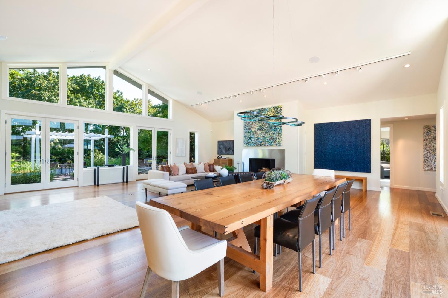 1610 Sulphur Springs Avenue