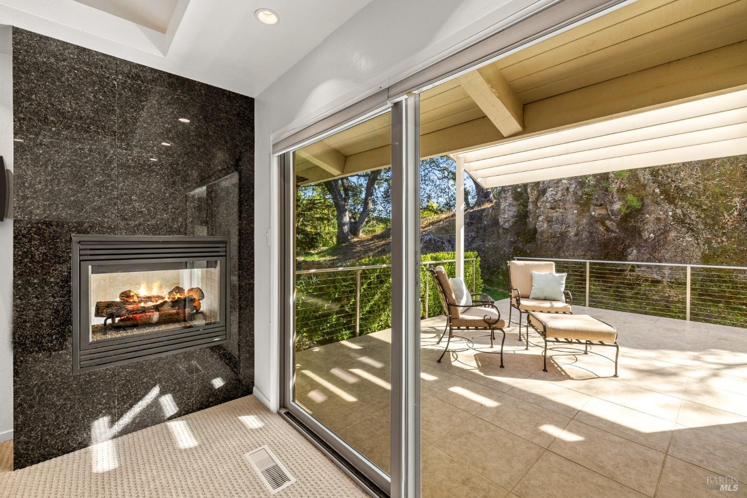 2710 Hillcrest Drive