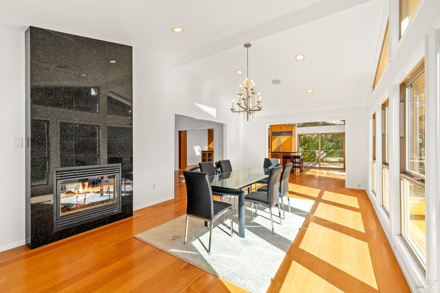 2710 Hillcrest Drive