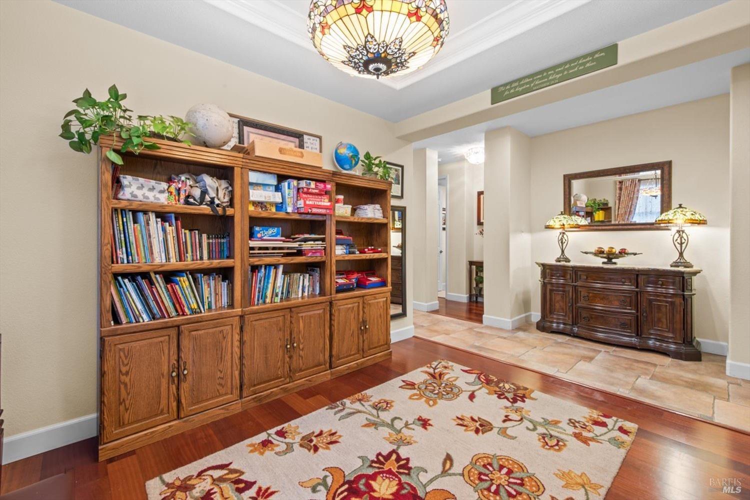 1127 Serendipity Way