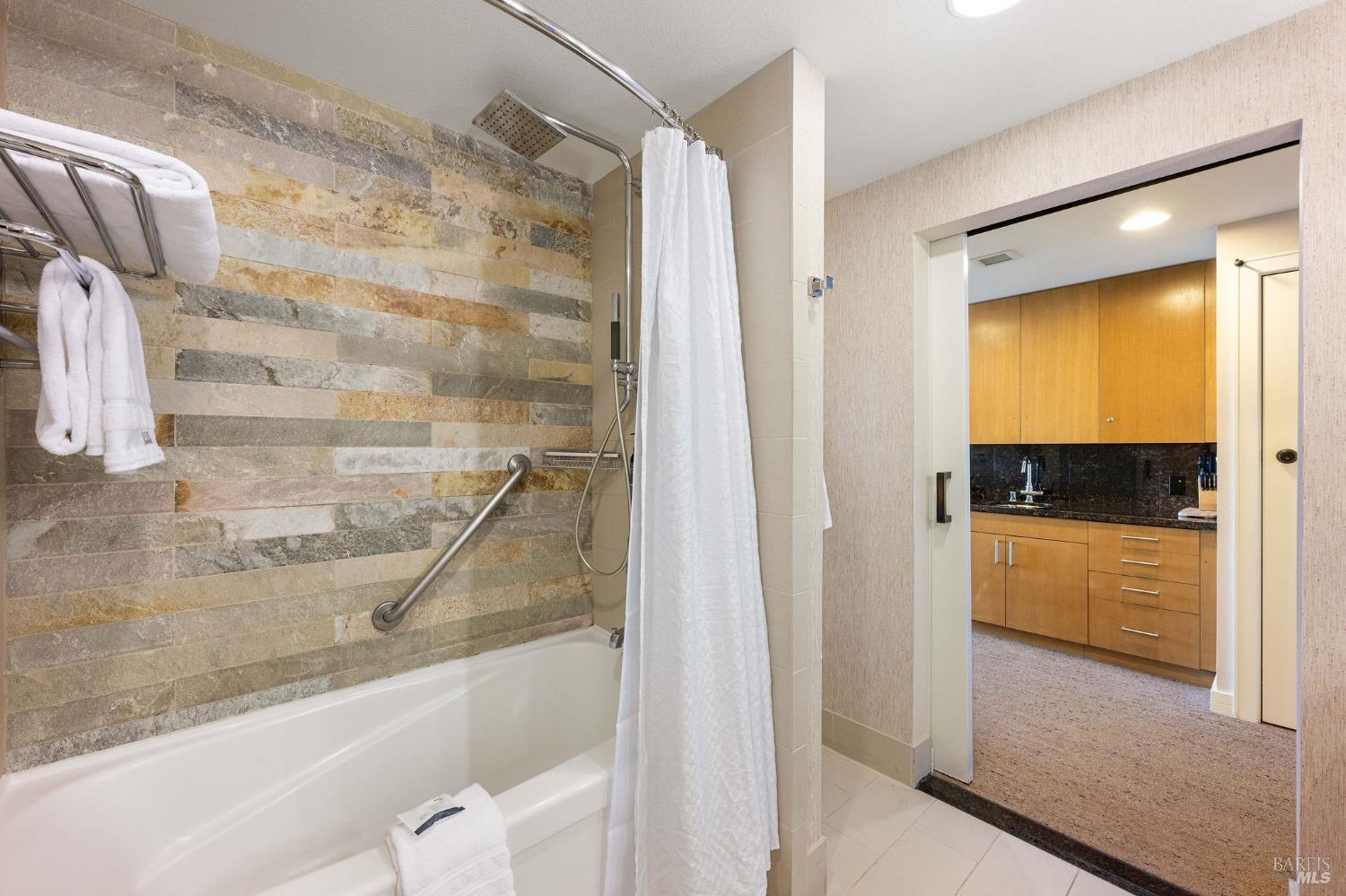 1314 Mckinstry Street Unit: 3054