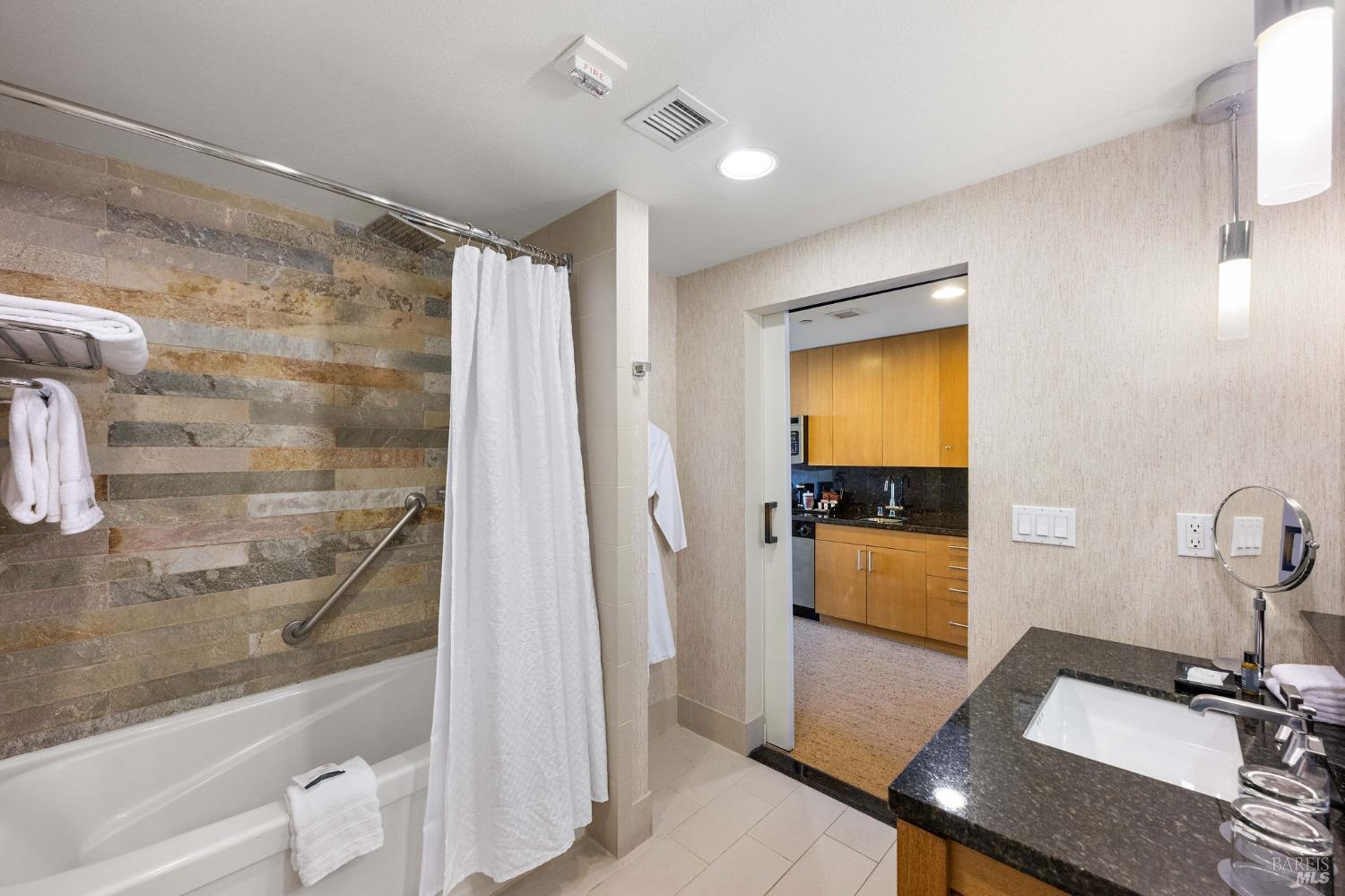 1314 Mckinstry Street Unit: 3054