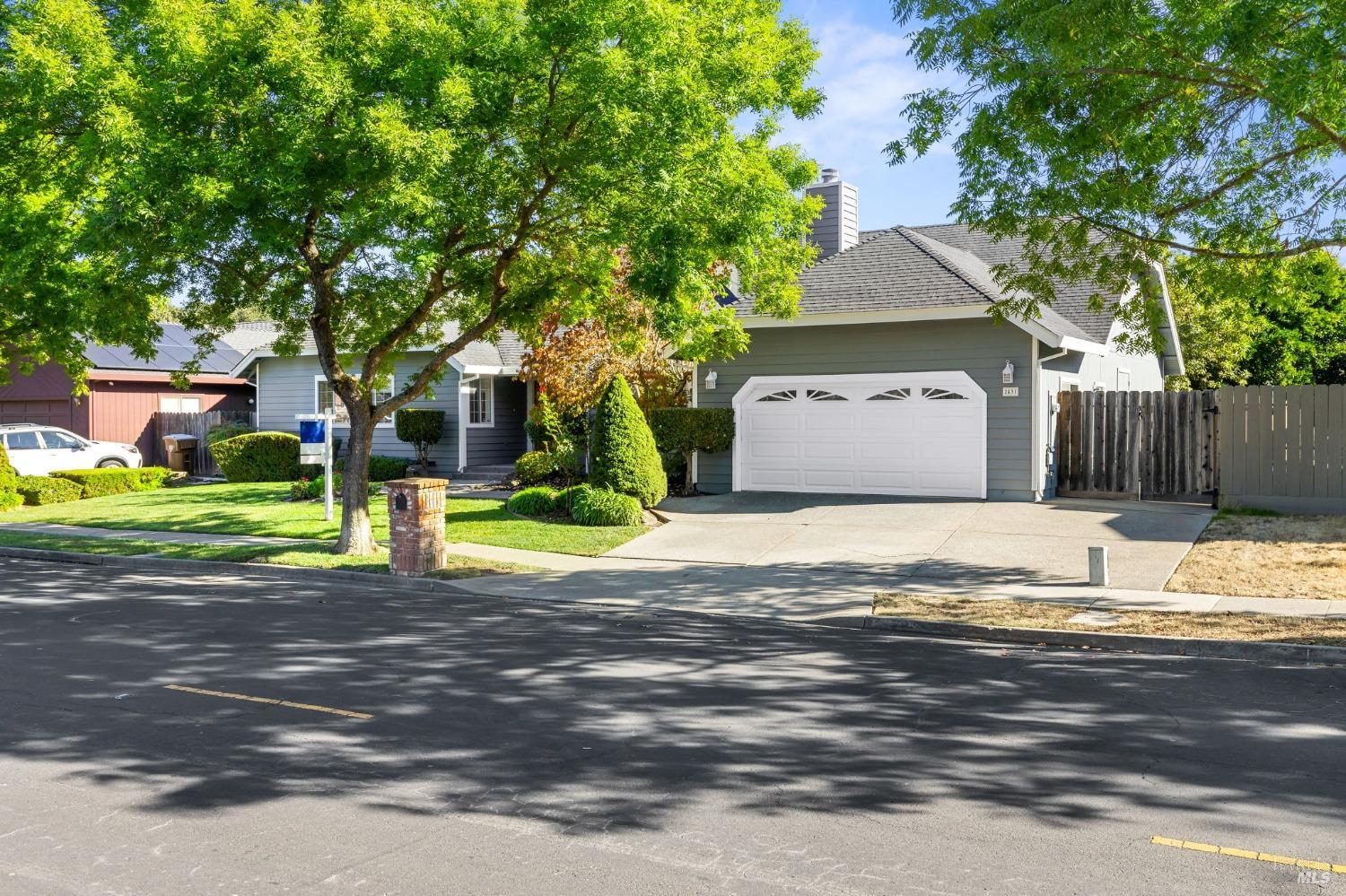 2431 Vine Hill Drive