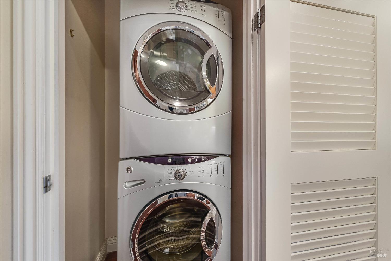 588 Main Street Unit: 318