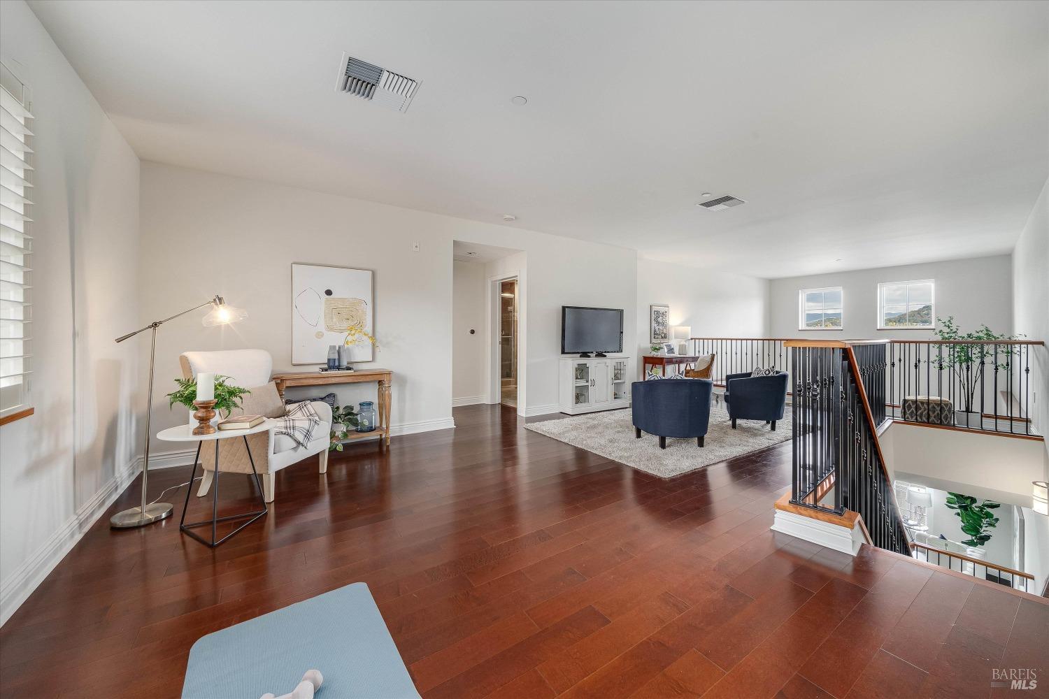 588 Main Street Unit: 318