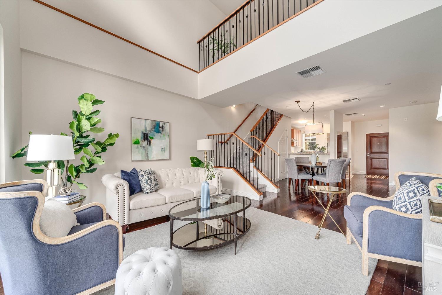 588 Main Street Unit: 318