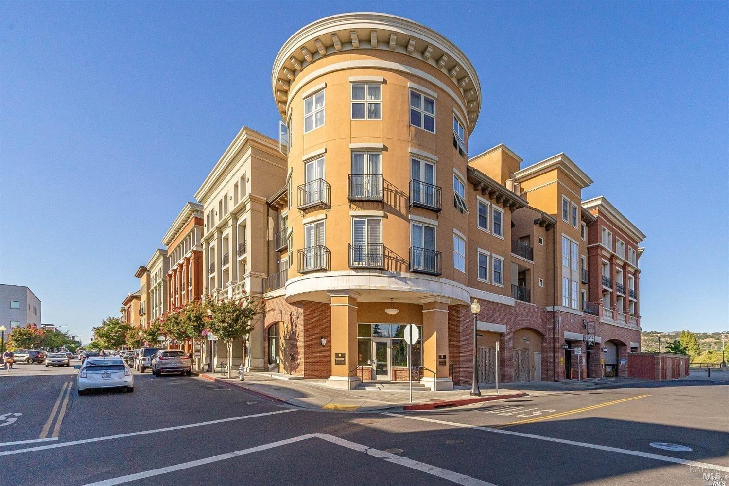 588 Main Street Unit: 318