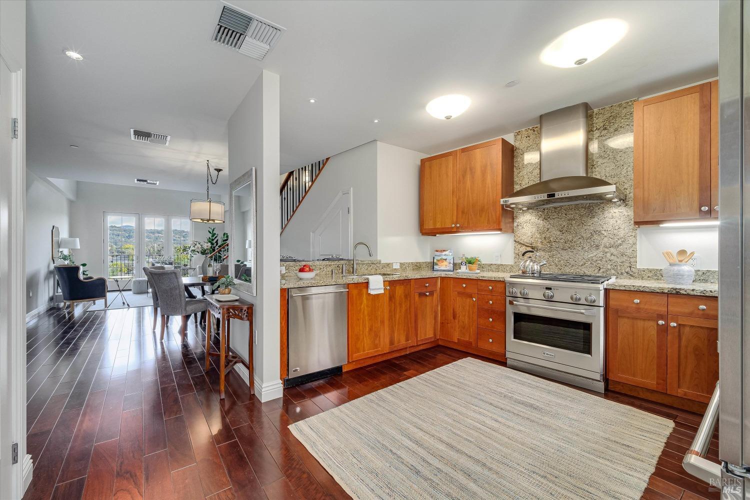 588 Main Street Unit: 318