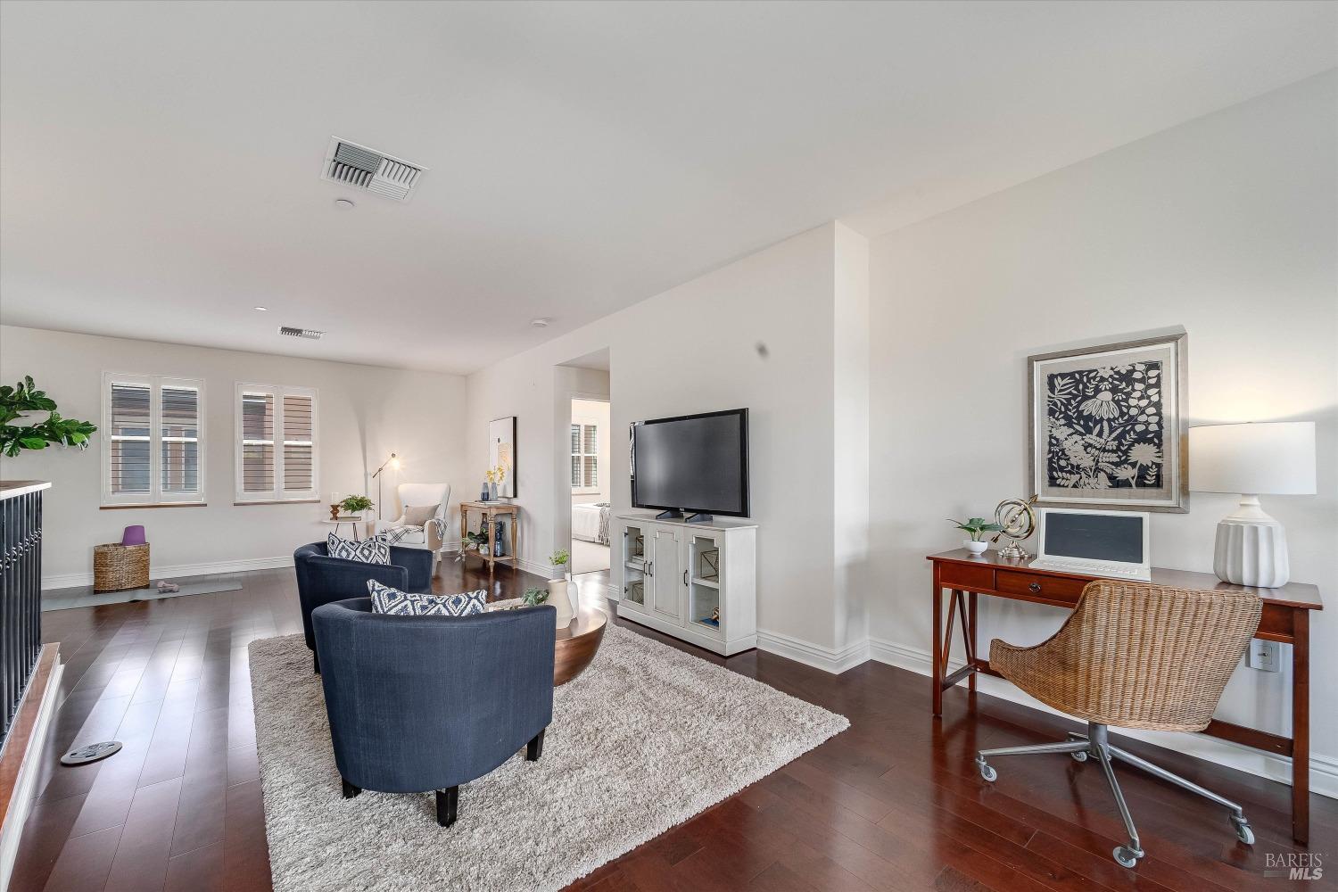 588 Main Street Unit: 318