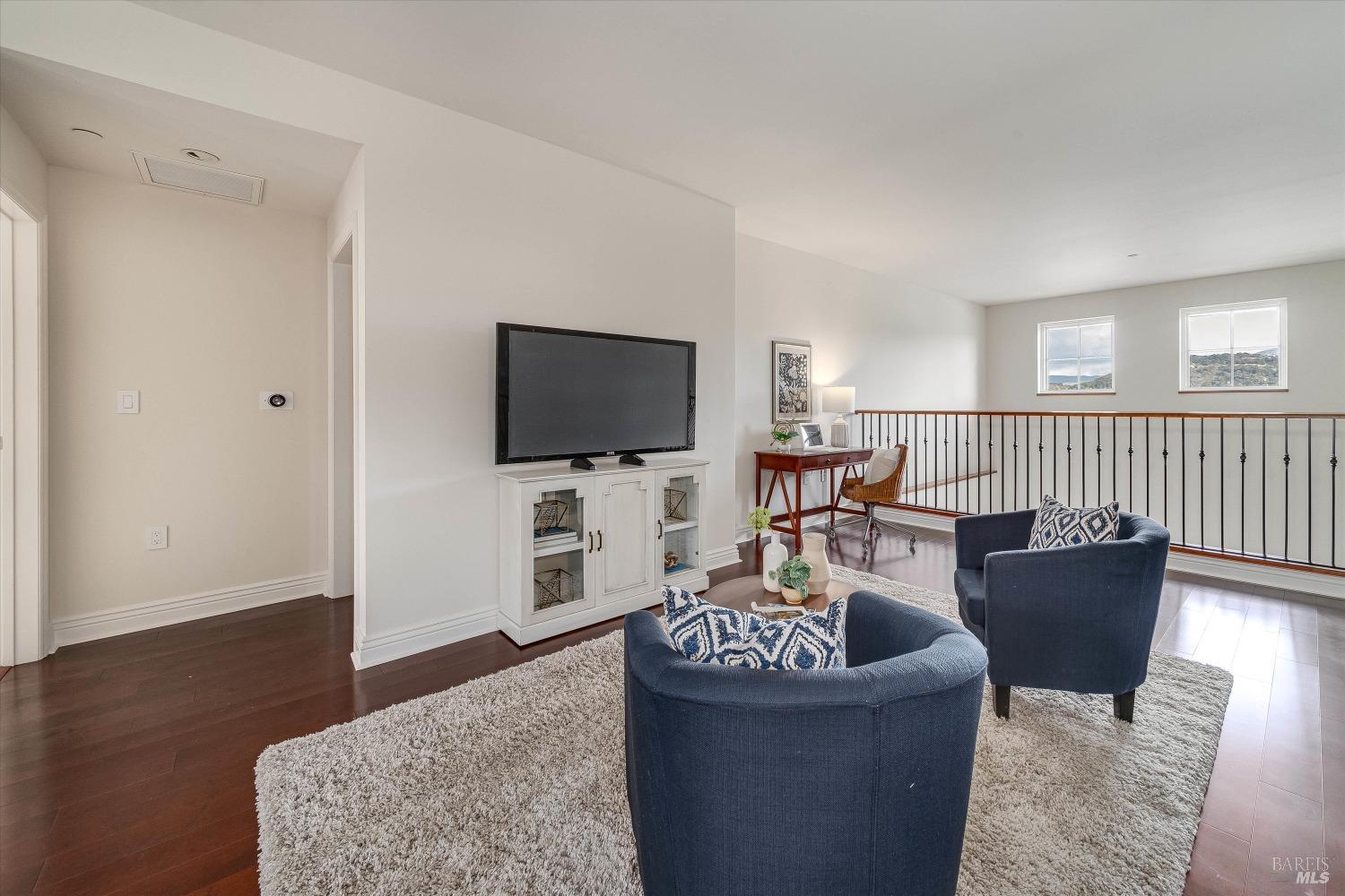 588 Main Street Unit: 318