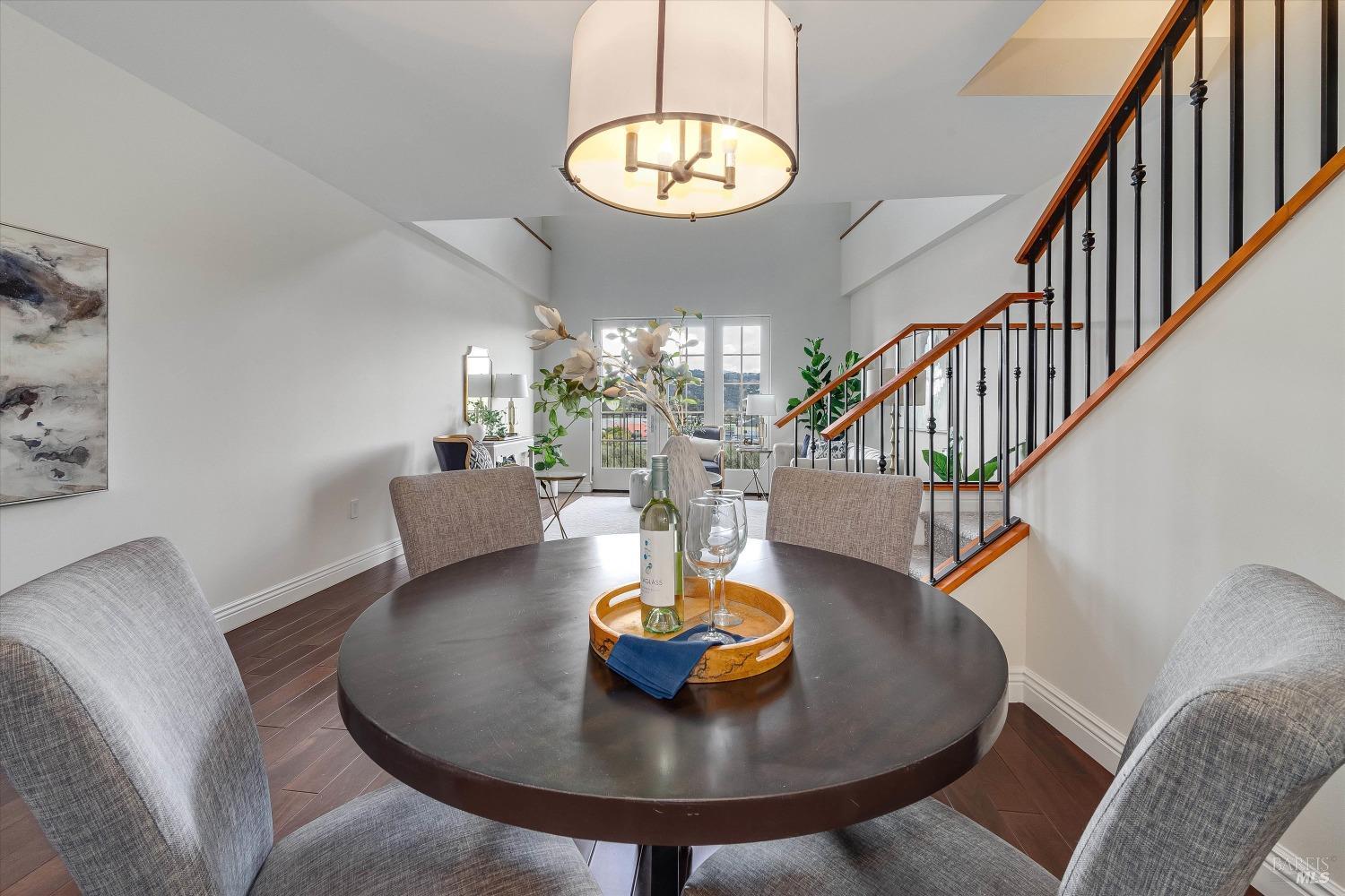 588 Main Street Unit: 318