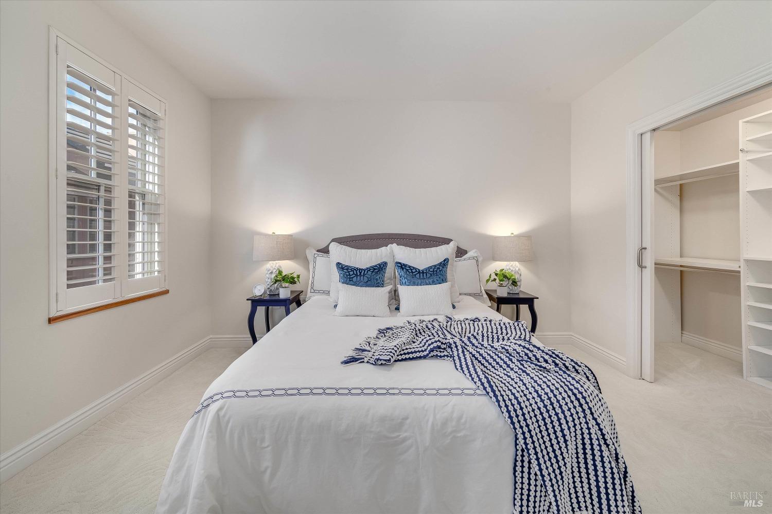 588 Main Street Unit: 318