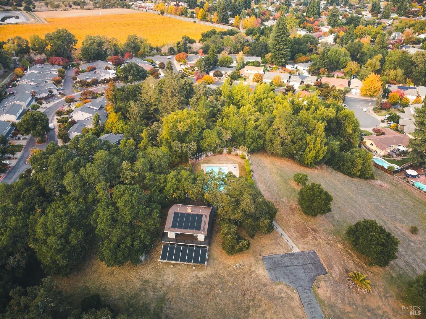 2592 Hidden Valley Lane