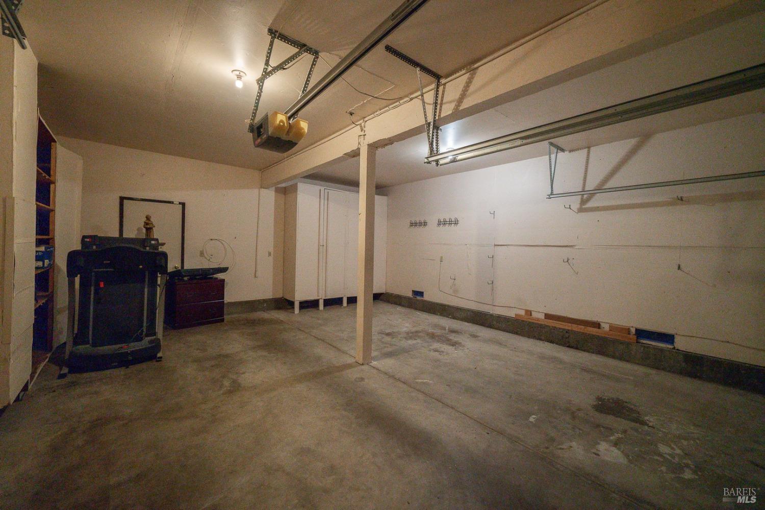 2592 Hidden Valley Lane