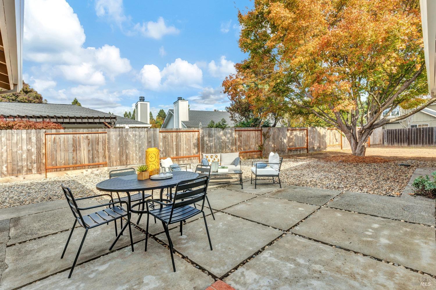 3256 Macfadden Street