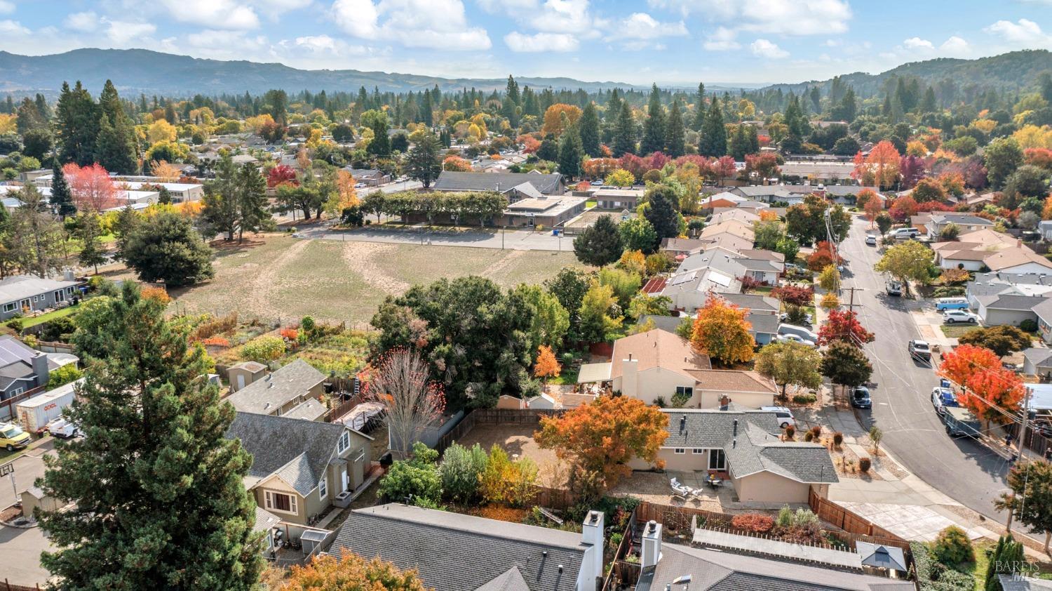 3256 Macfadden Street