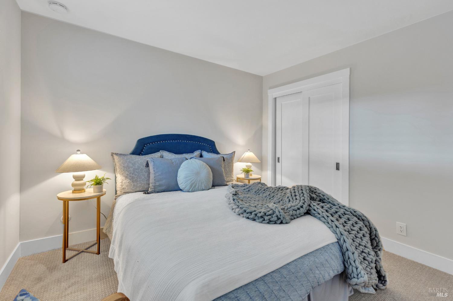 3256 Macfadden Street