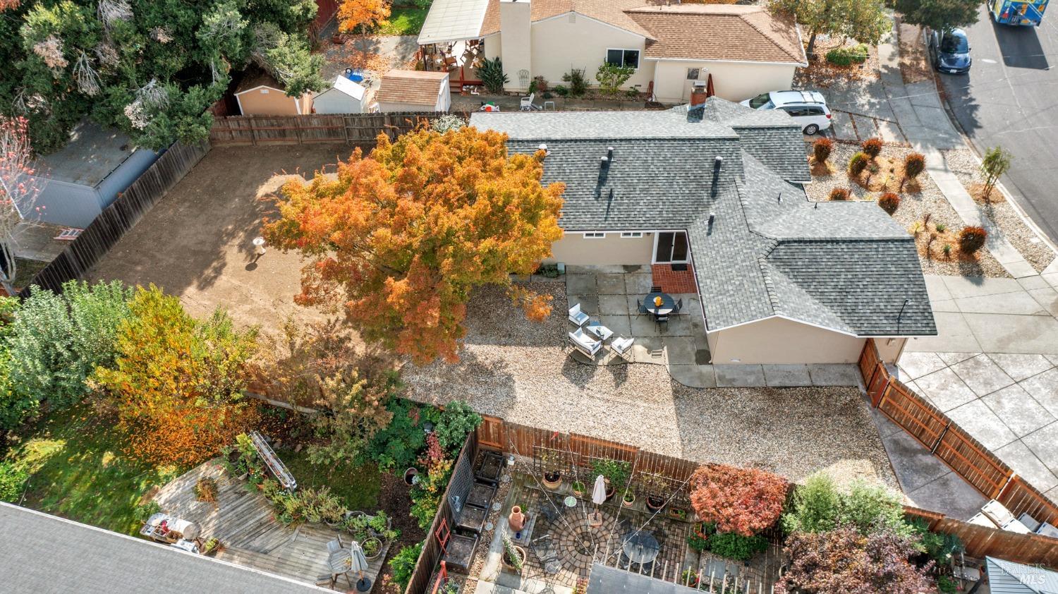 3256 Macfadden Street