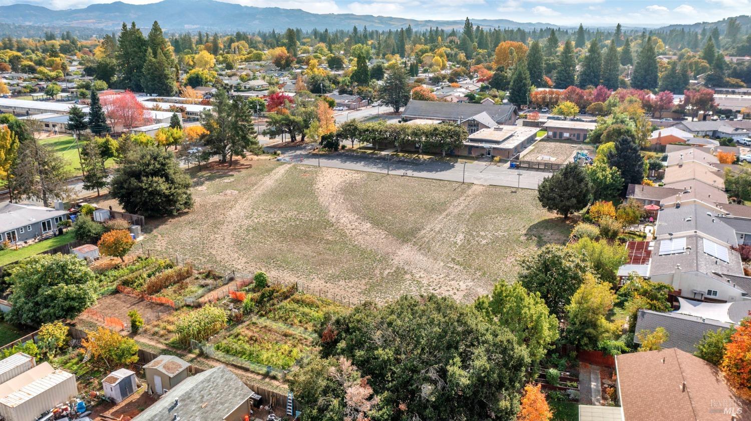 3256 Macfadden Street