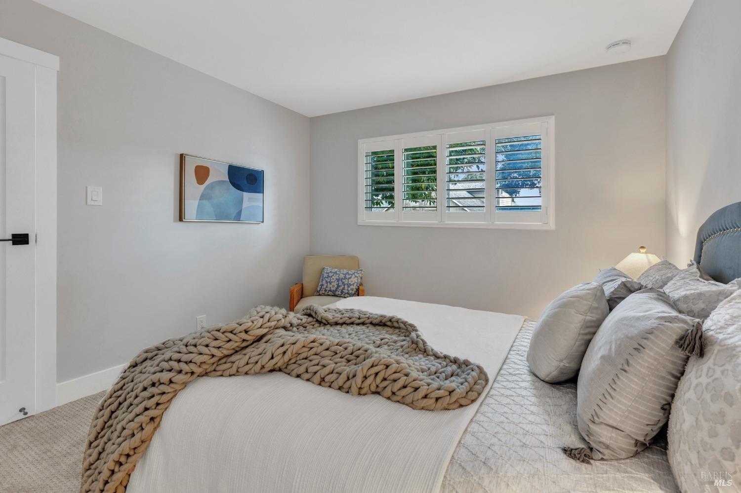 3256 Macfadden Street