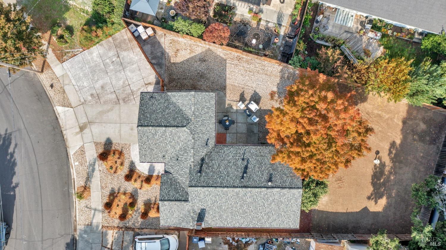 3256 Macfadden Street