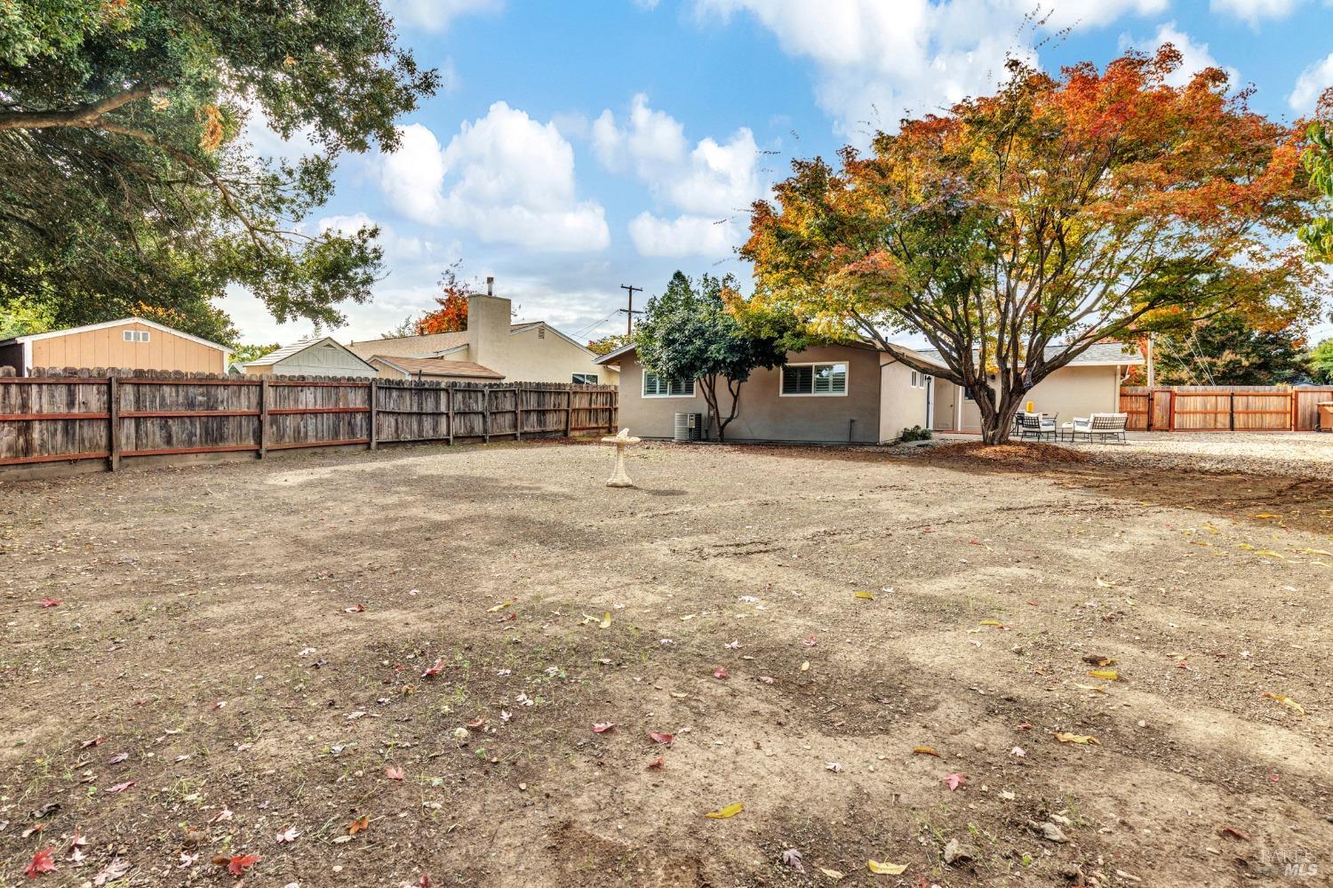 3256 Macfadden Street