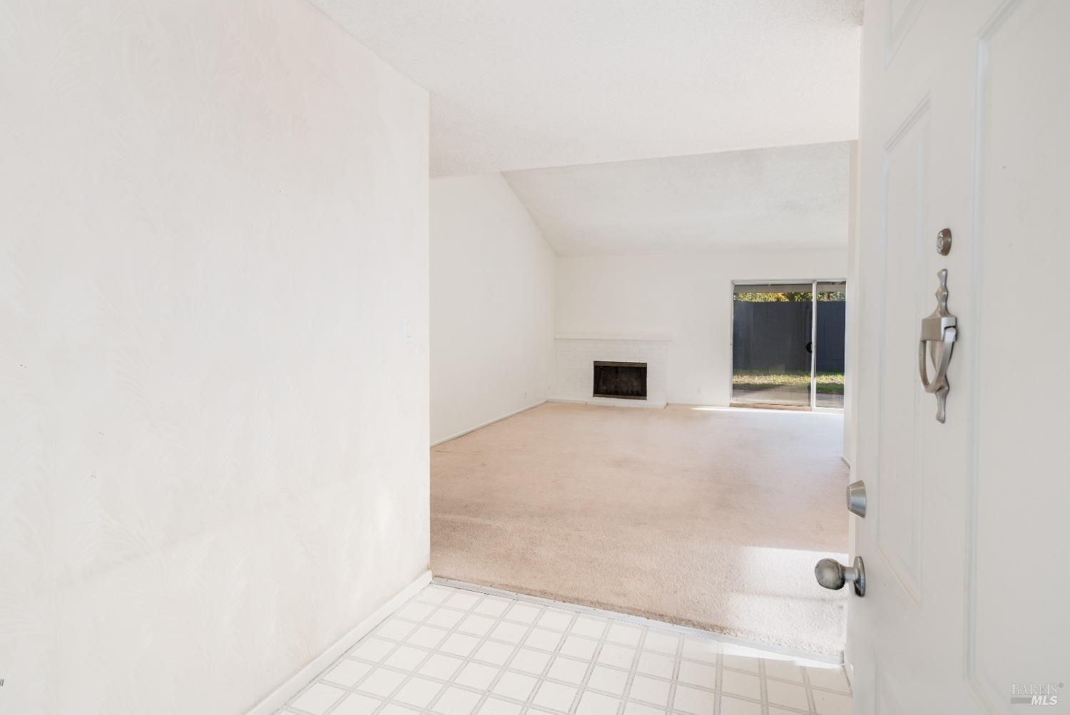 1219 El Centro Avenue