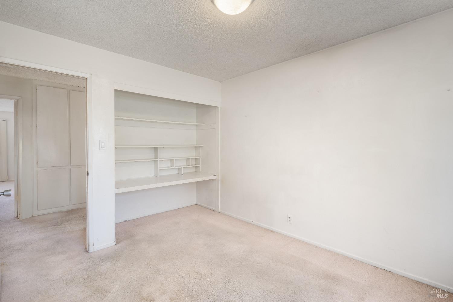 1219 El Centro Avenue