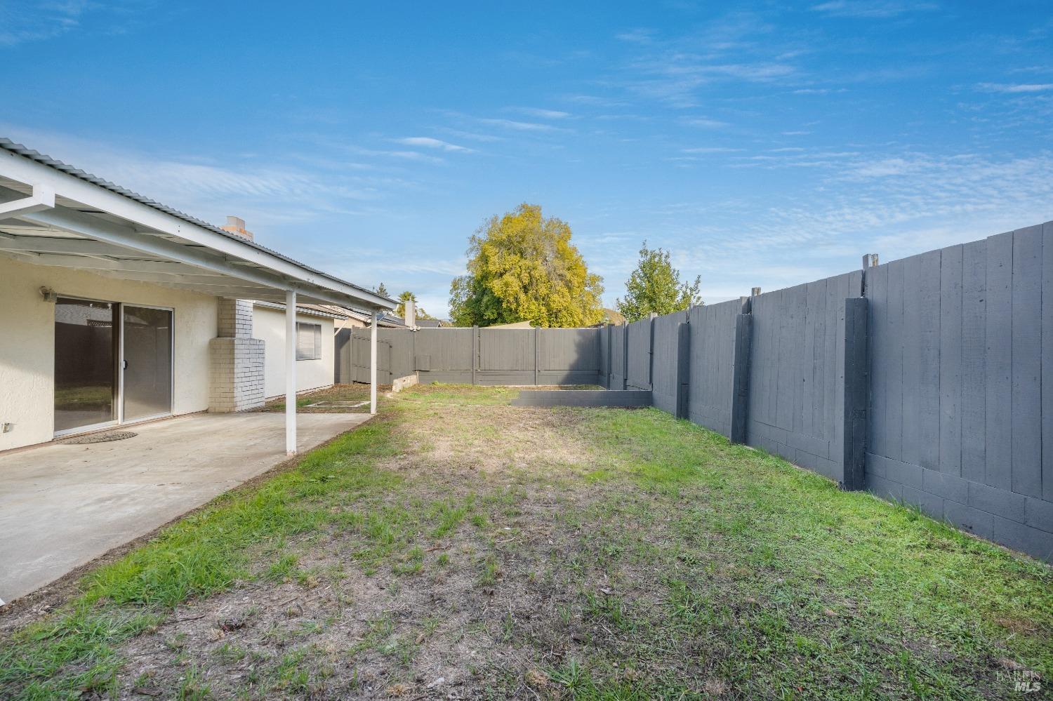 1219 El Centro Avenue