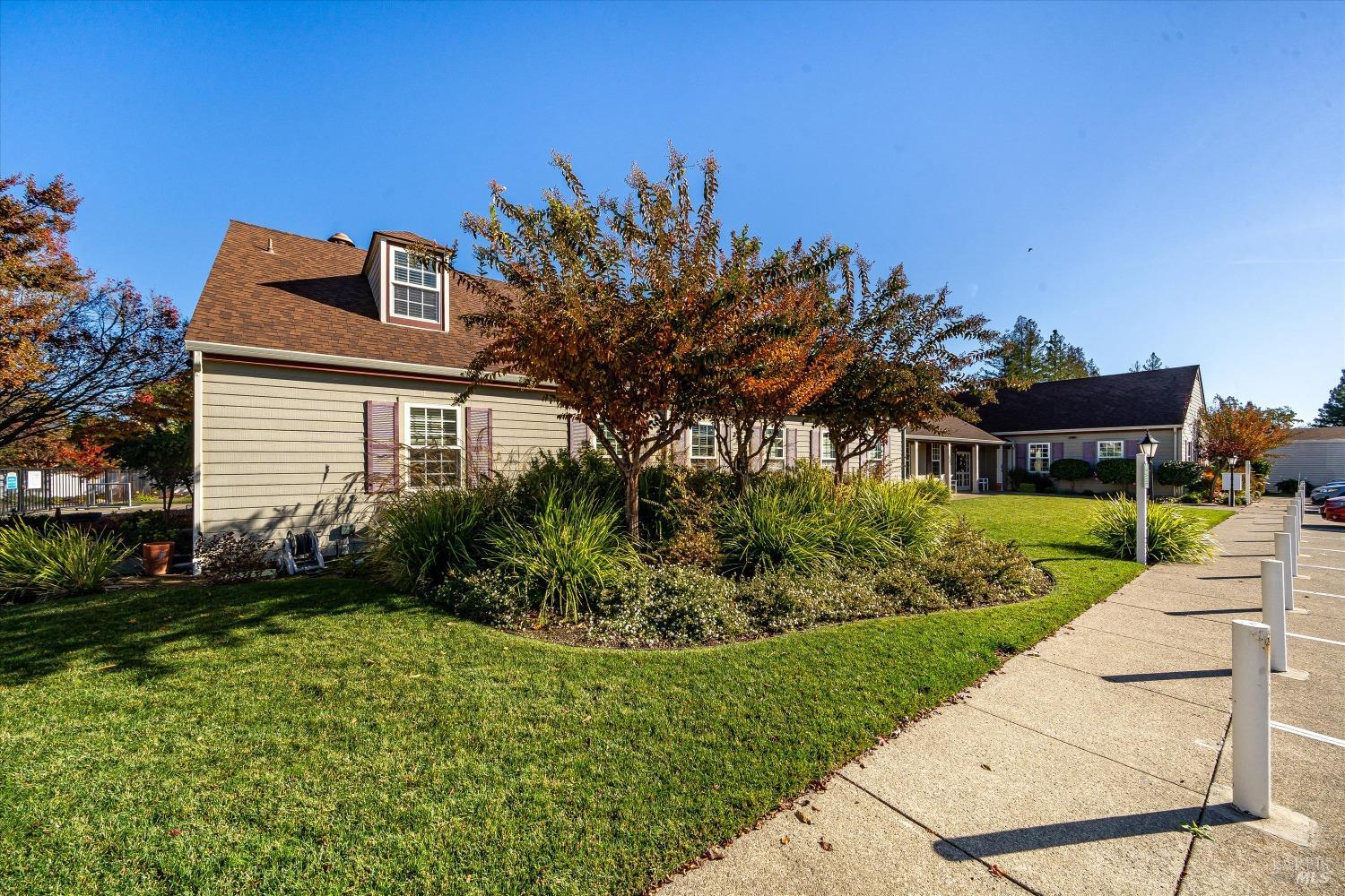 60 Falcon Crest Circle