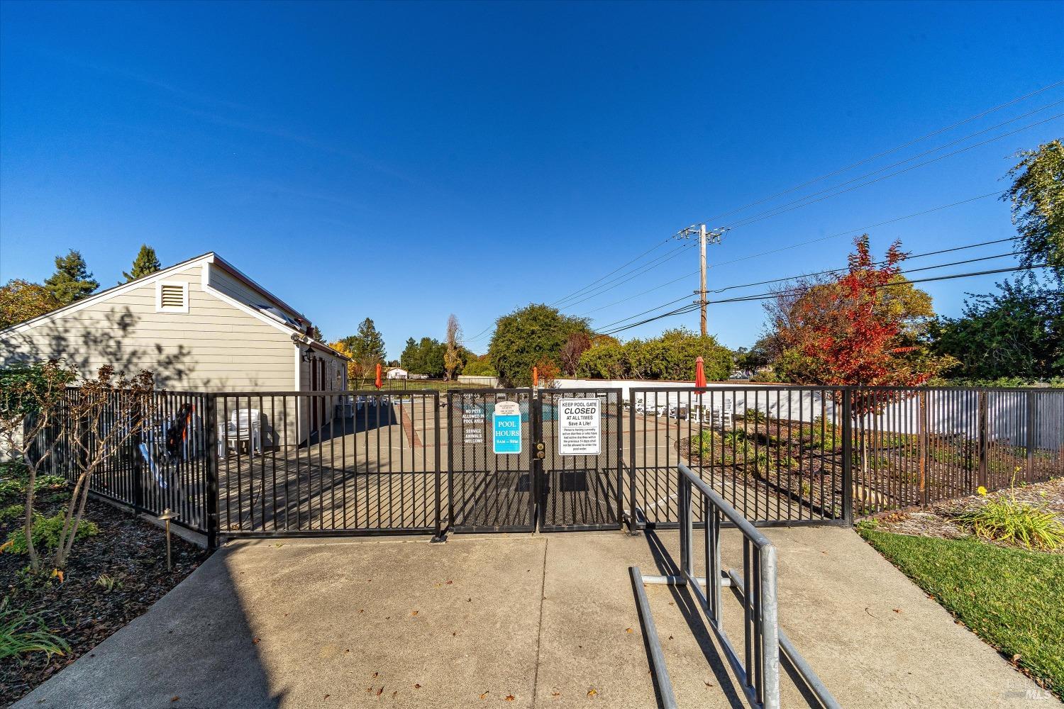 60 Falcon Crest Circle