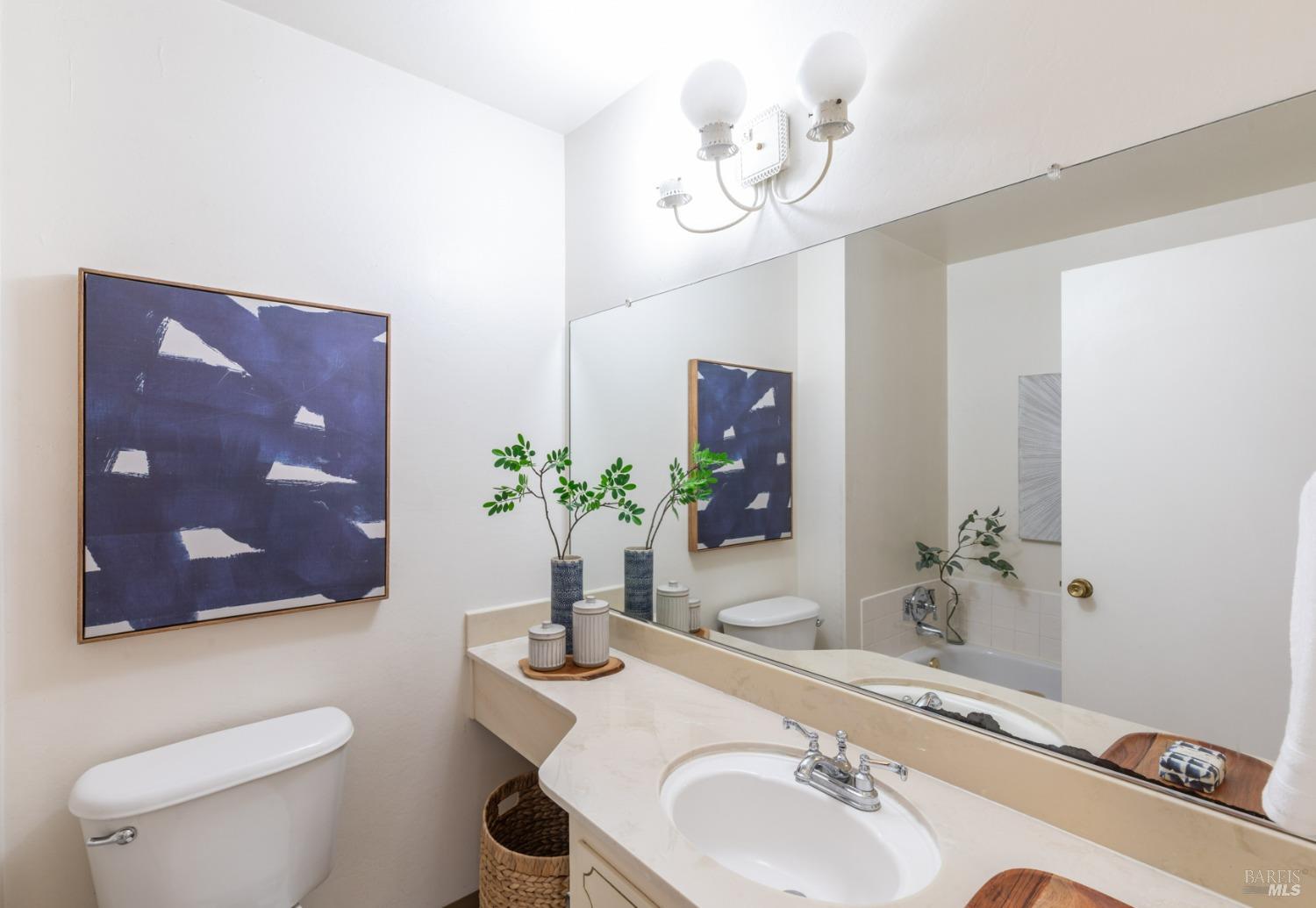 1444 Salvador Avenue