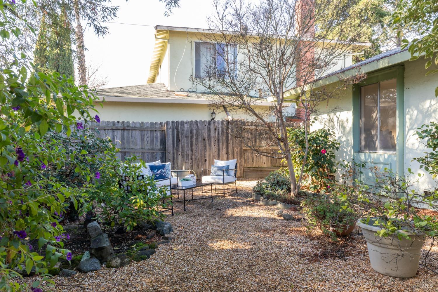 1444 Salvador Avenue