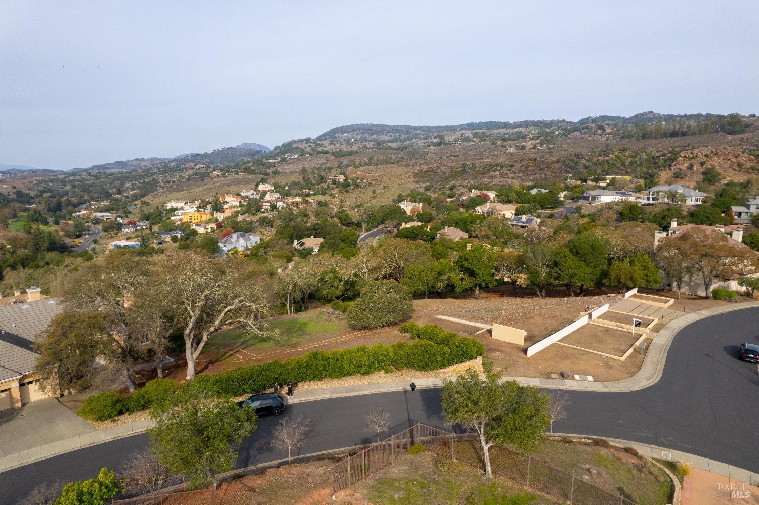 25 Greenbriar Circle