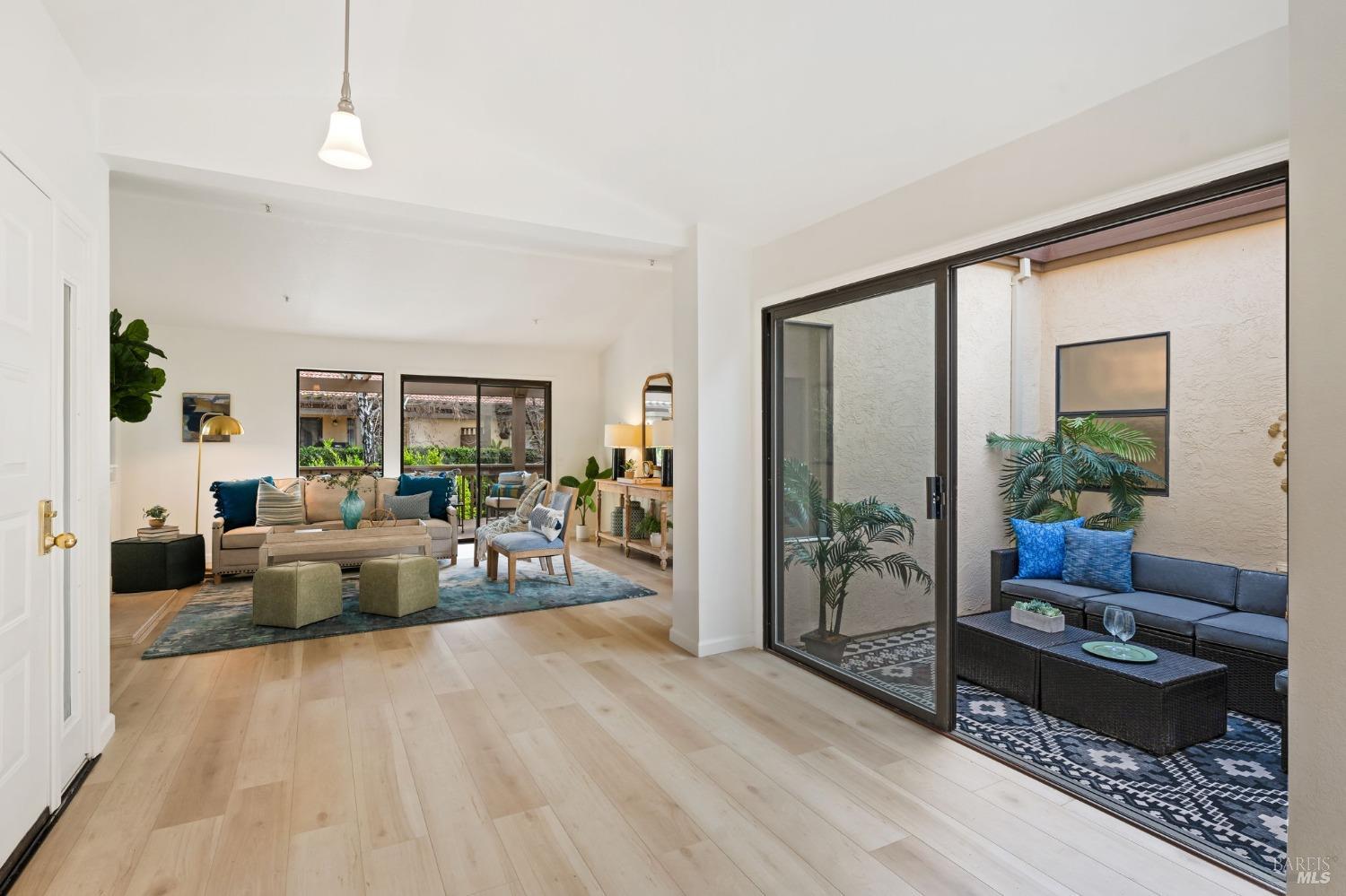 55 Fountain Grove Circle