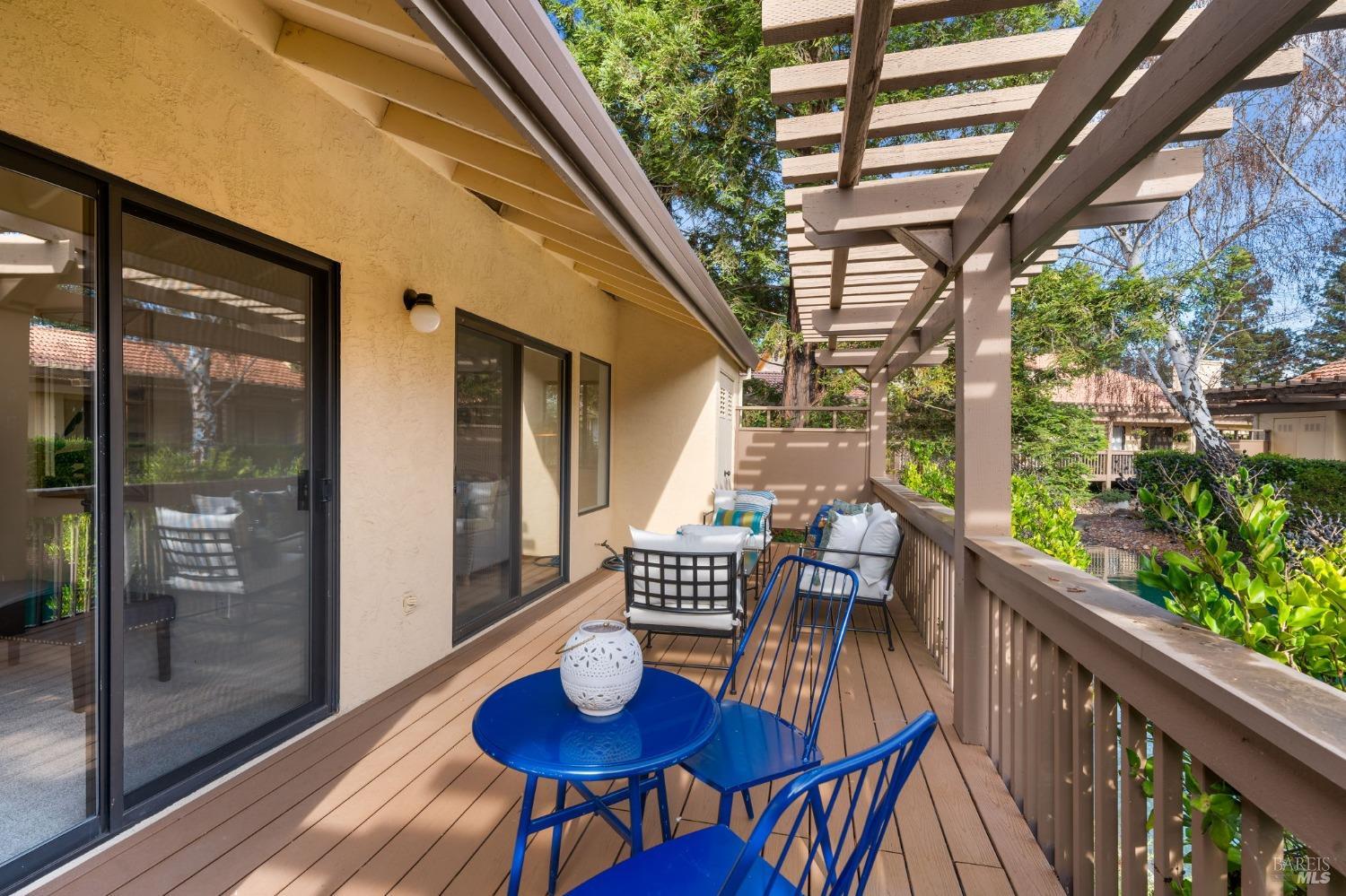 55 Fountain Grove Circle