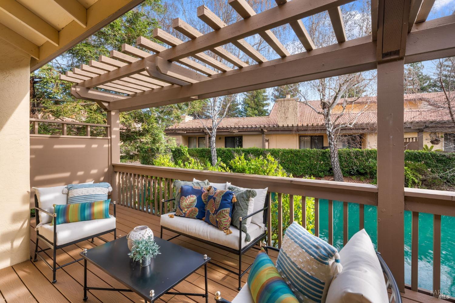 55 Fountain Grove Circle