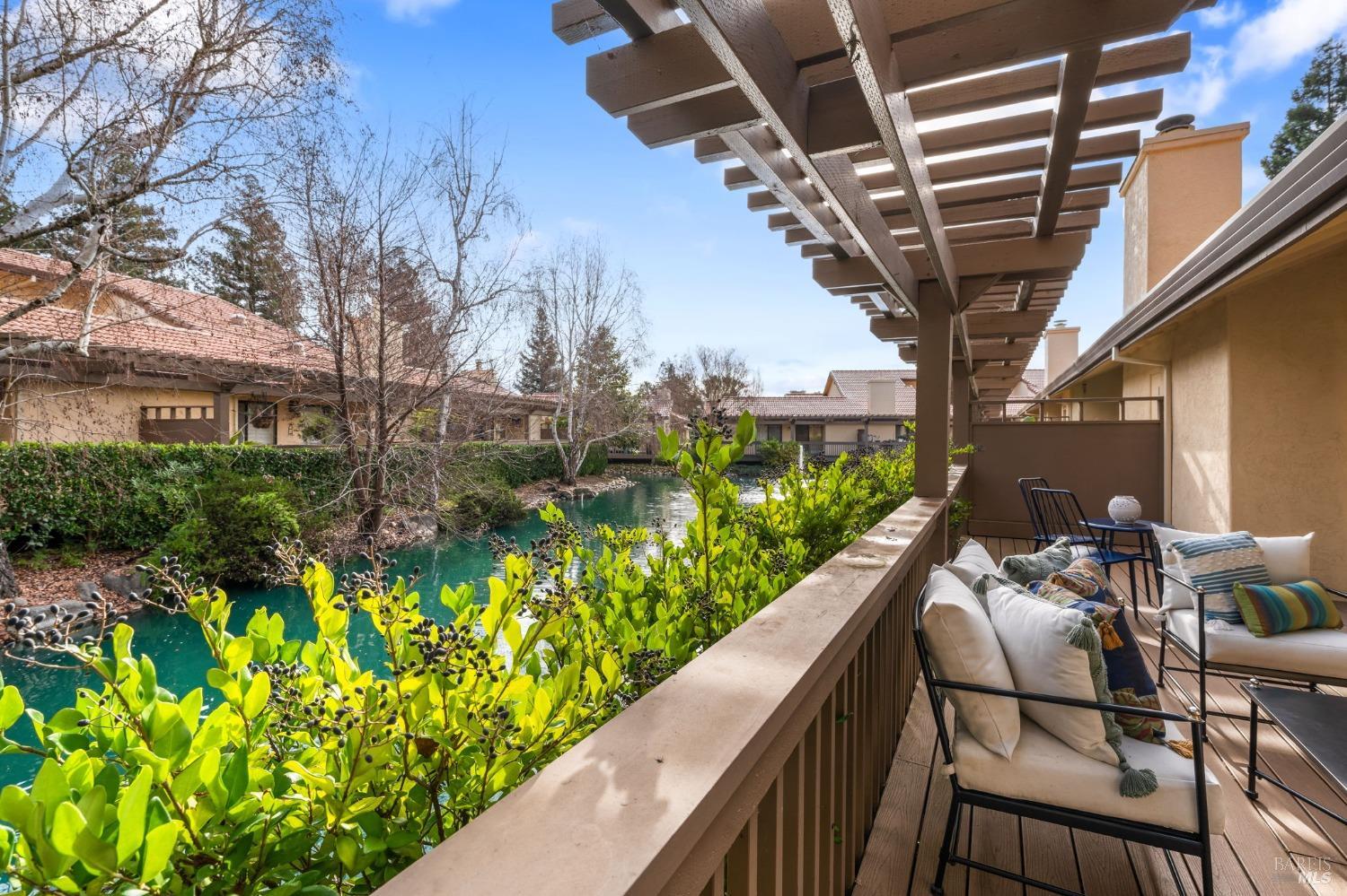 55 Fountain Grove Circle