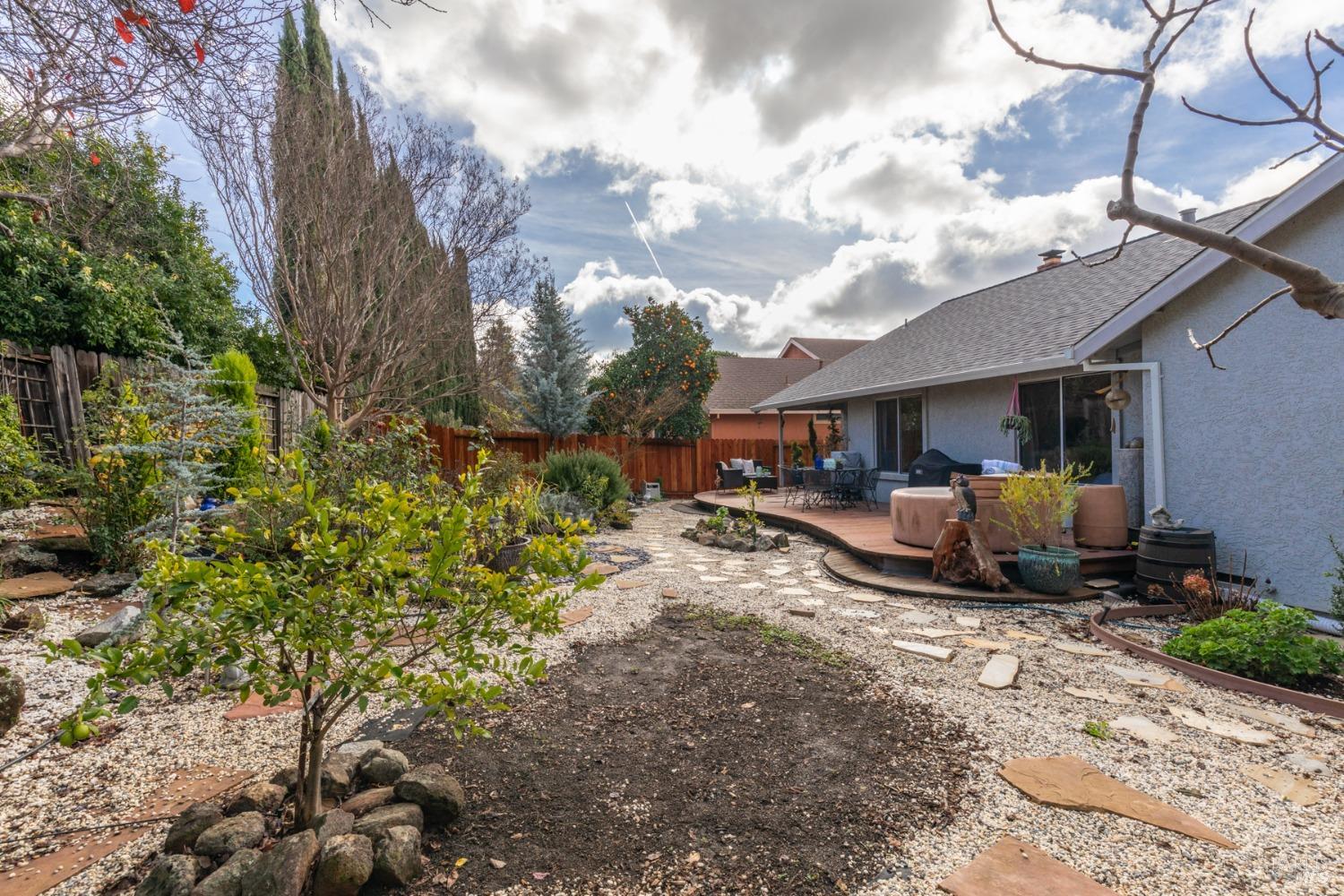 805 Bella Vista Drive