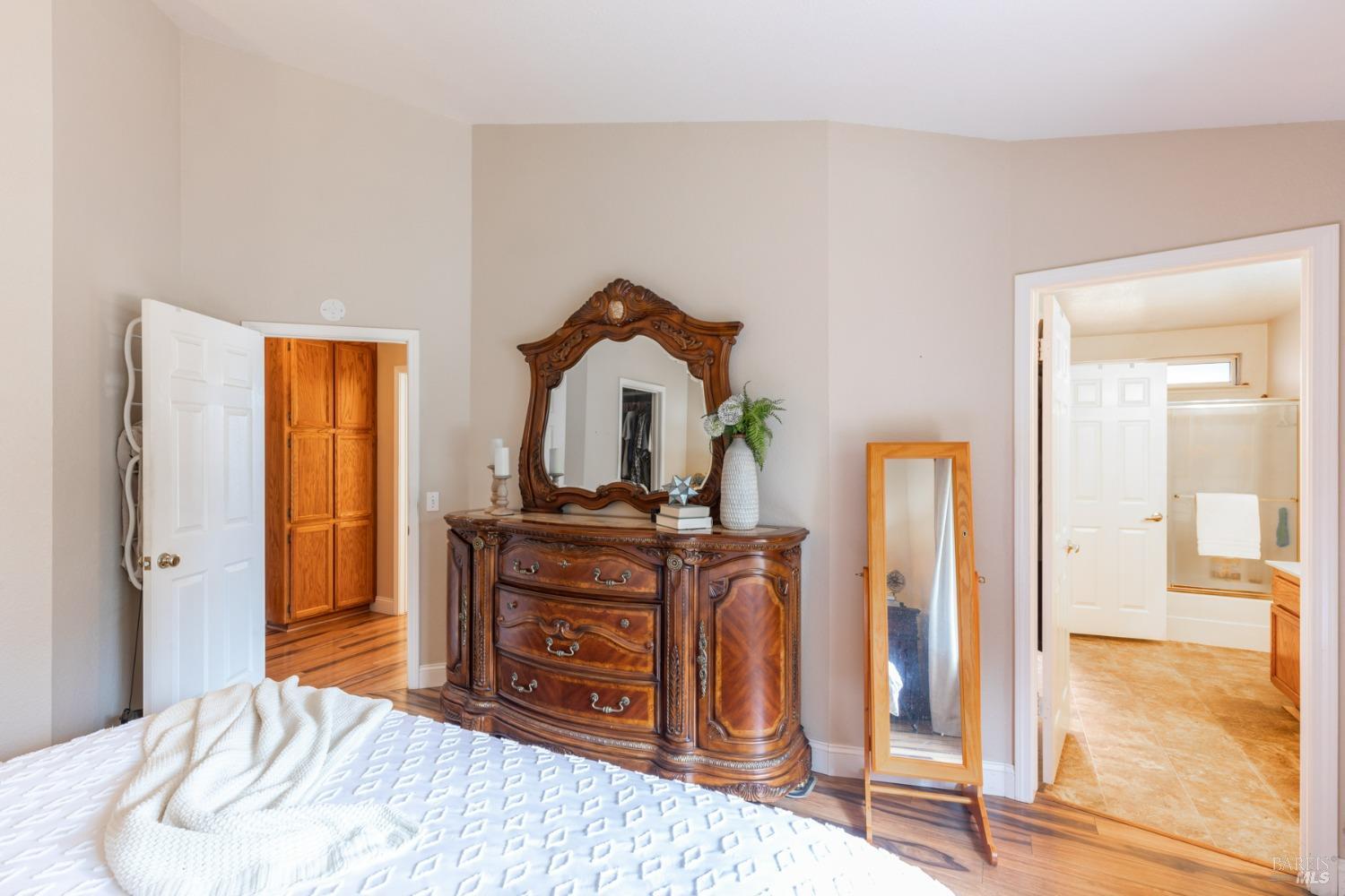 805 Bella Vista Drive