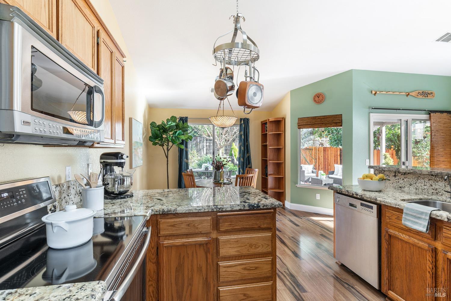 805 Bella Vista Drive