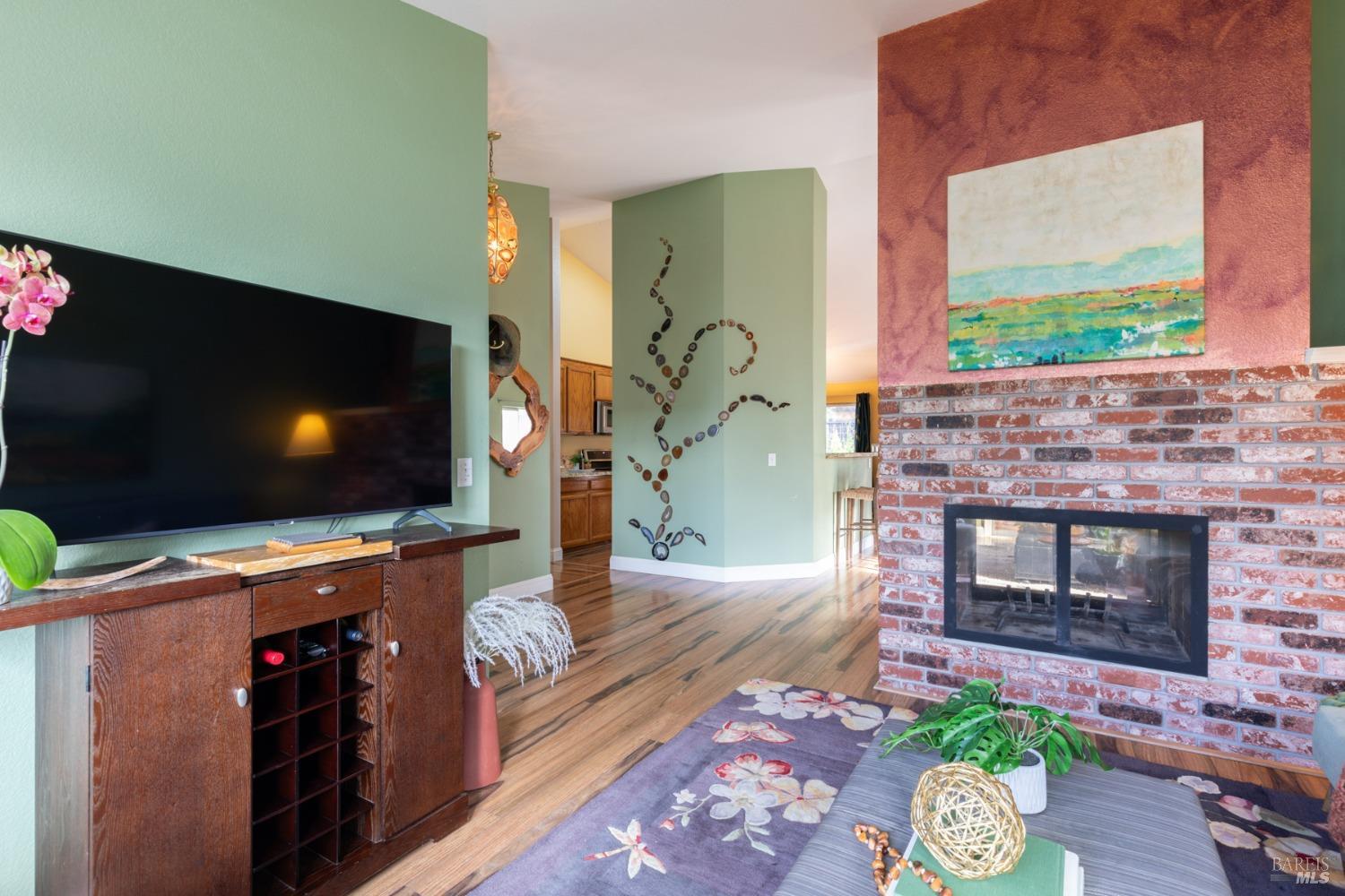 805 Bella Vista Drive