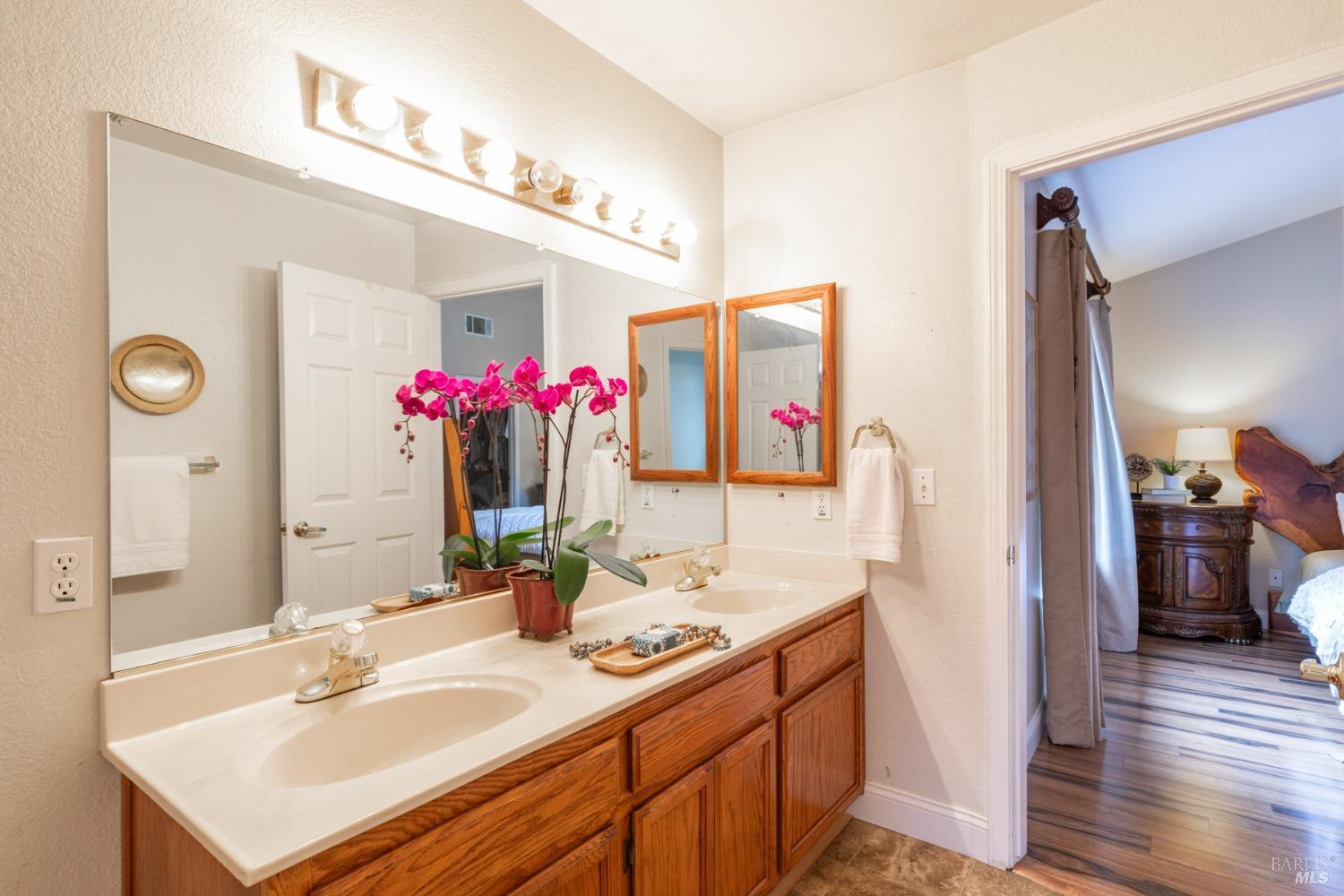 805 Bella Vista Drive