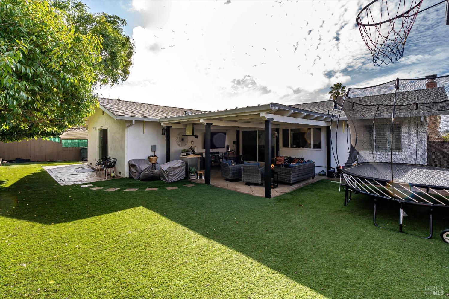 420 N Camino Alto Street