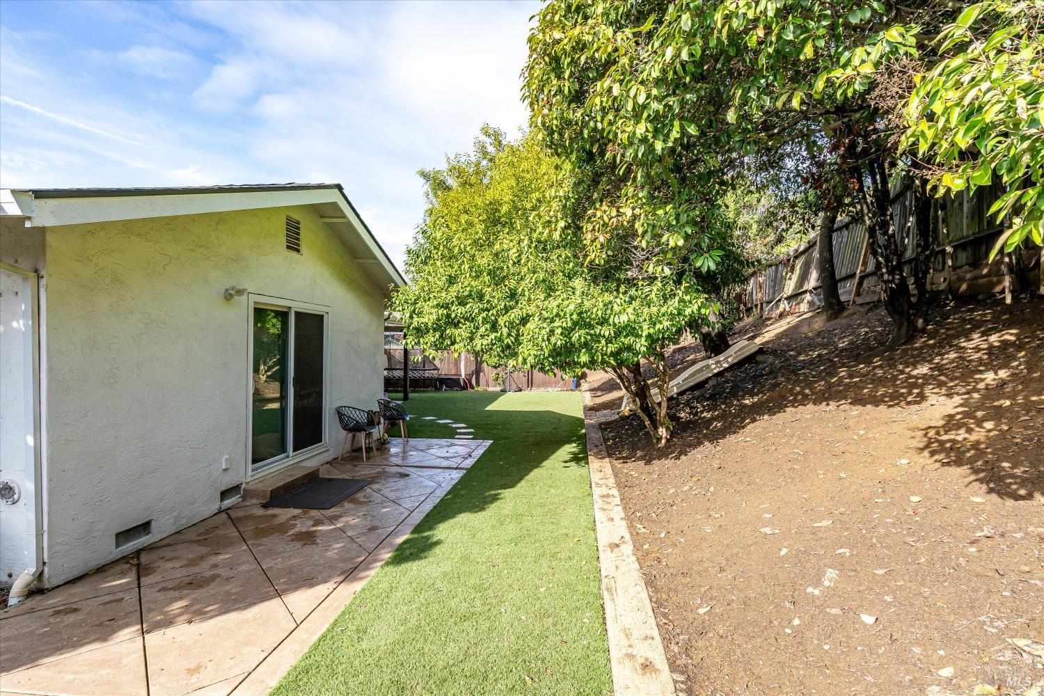 420 N Camino Alto Street