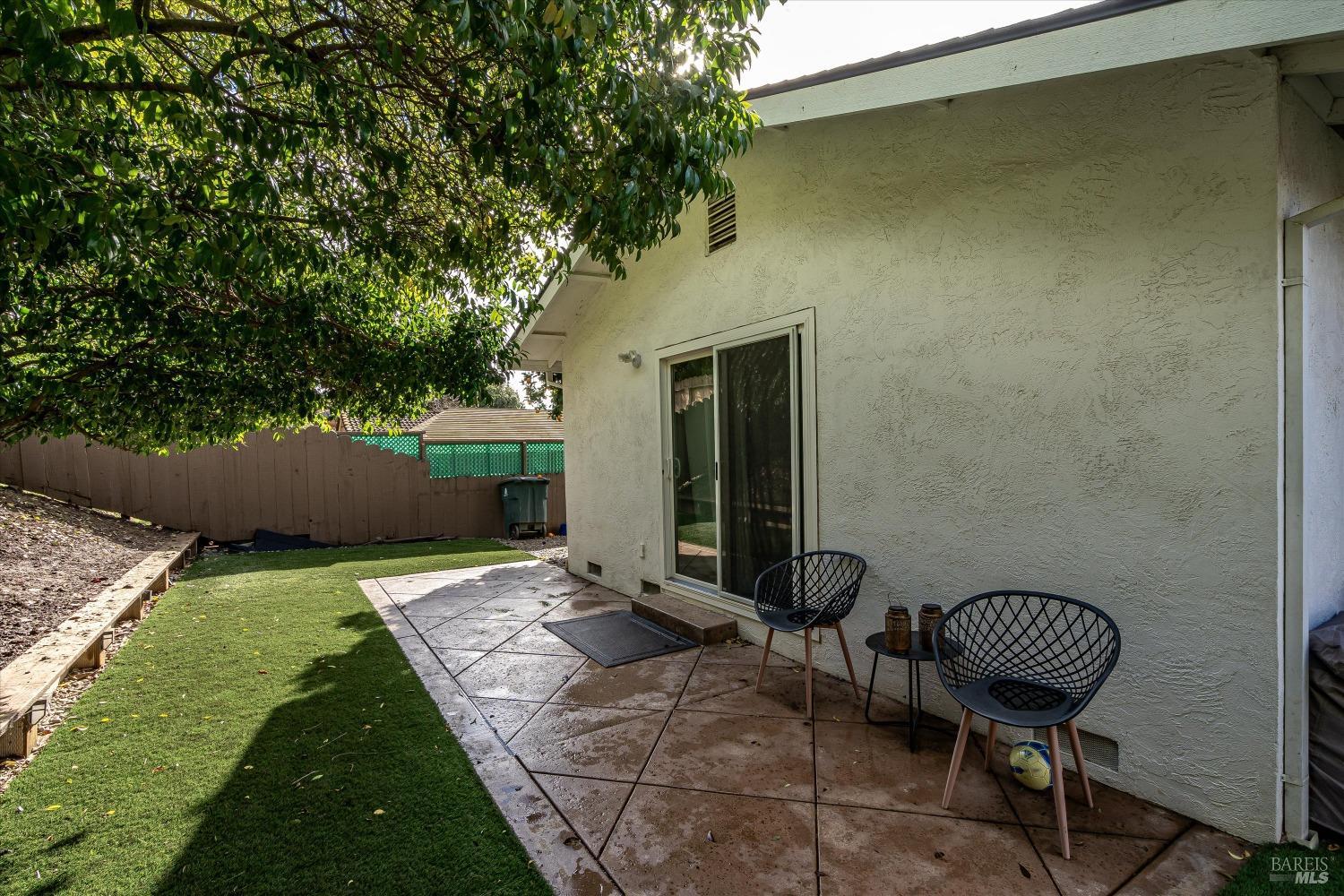 420 N Camino Alto Street