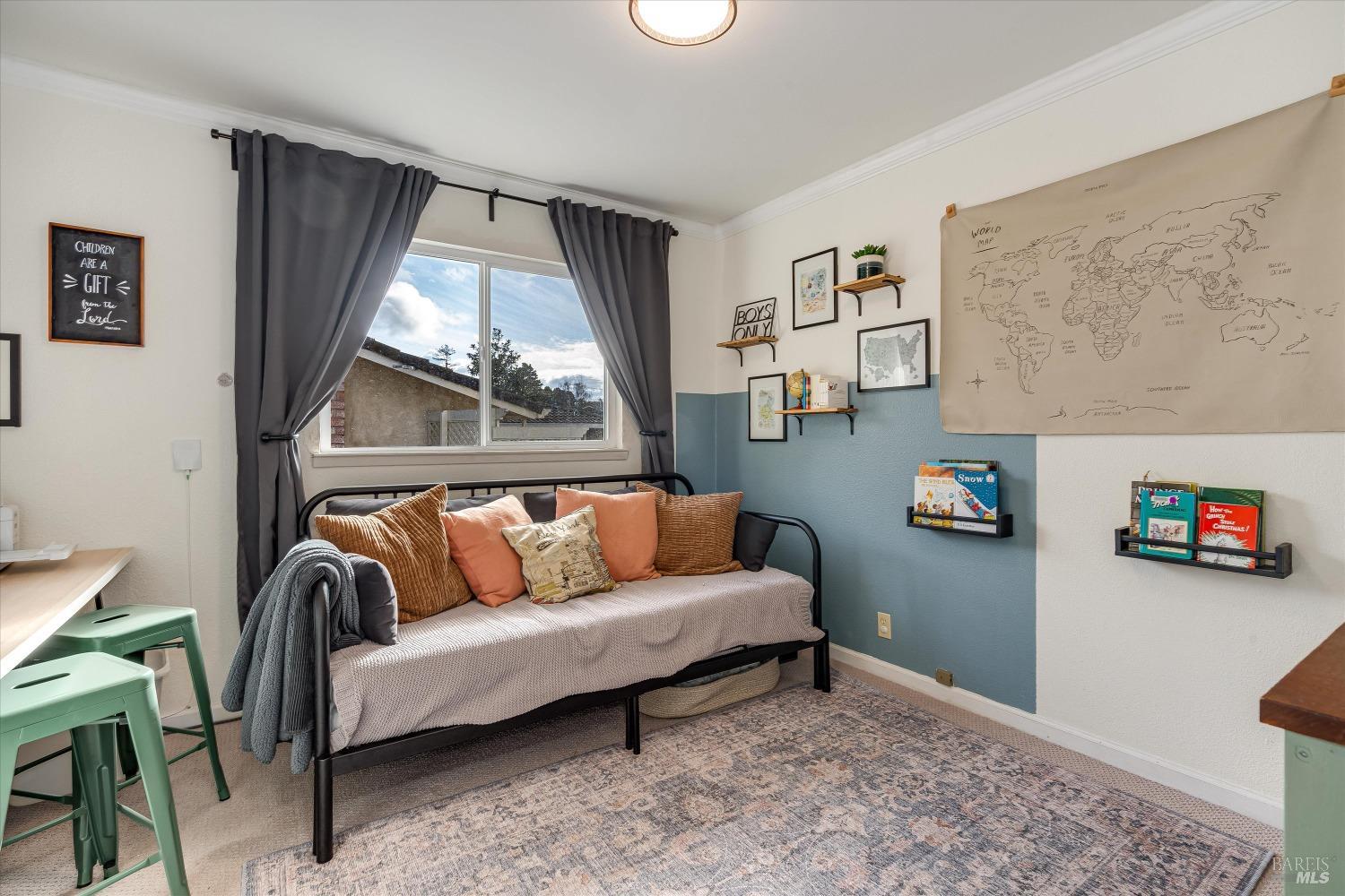 420 N Camino Alto Street